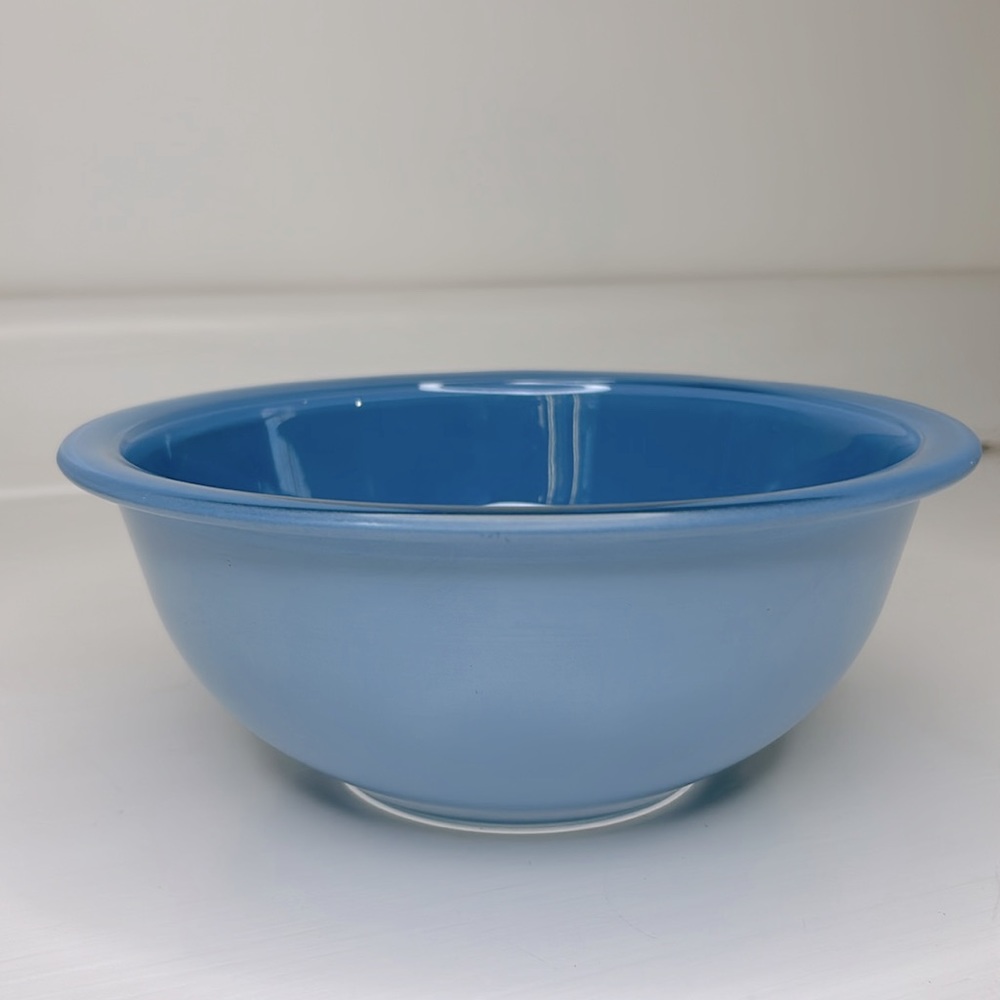 Pyrex 💙 Vintage Blue Clear Glass Mixing Bowl Collectible Kitschy Home Decor